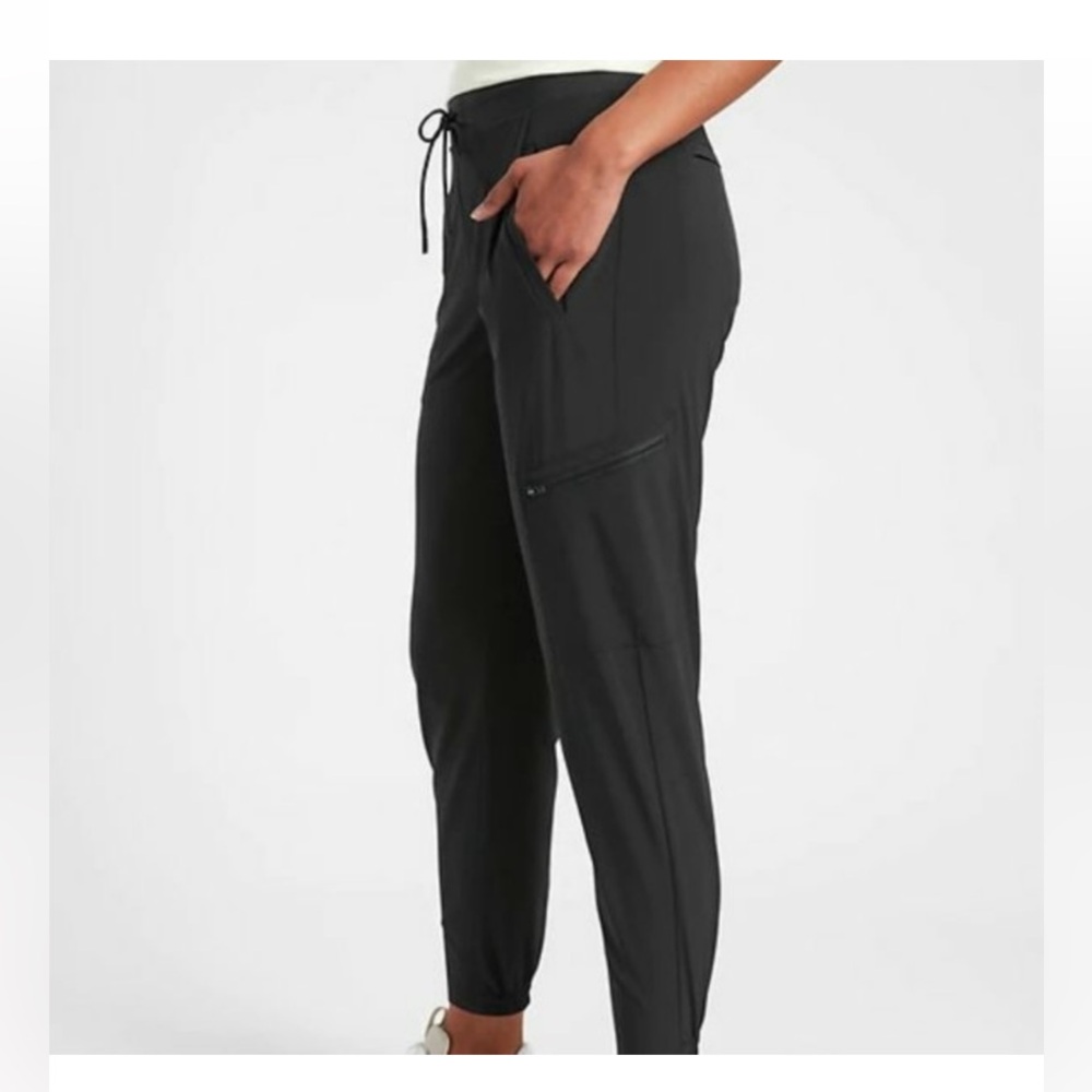 Athleta NWOT black Venture pant, plus size pants